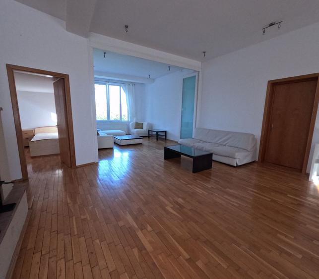 Apartament Unic în Primăverii | 2 Dormitoare | 2 Livinguri + Dining