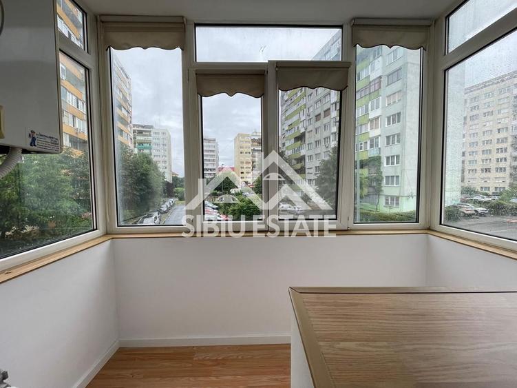 Apartament cochet cu 3 camere + pivniță, etaj 1, zona Mihai Viteazul