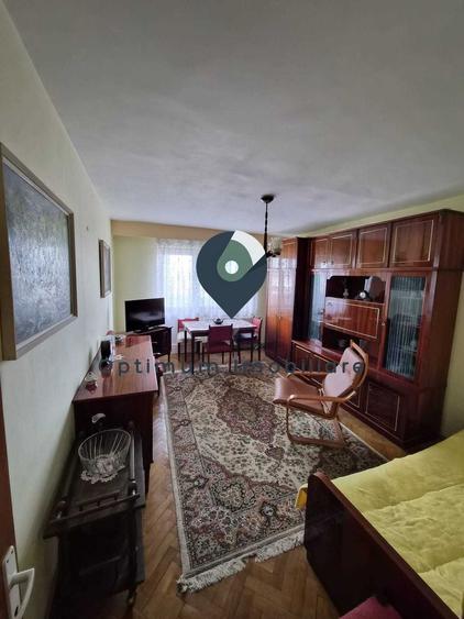 Apartament cu 3 camere in Manastur, etaj intermediar, zona Petrom !