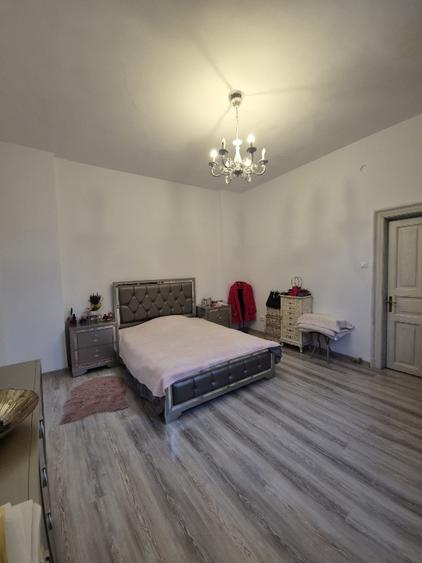 De vânzare vila rond Coșbuc unirii