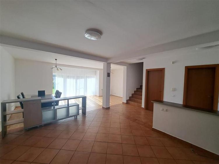 Casa Insiruita, P+E, 140 mp utili, situata in cartierul Buna Ziua!