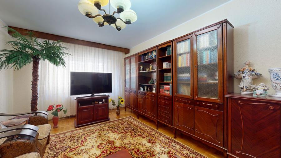 Apartament 3 camere decomandat | Parcare | Predeal | Aproape de pârtie