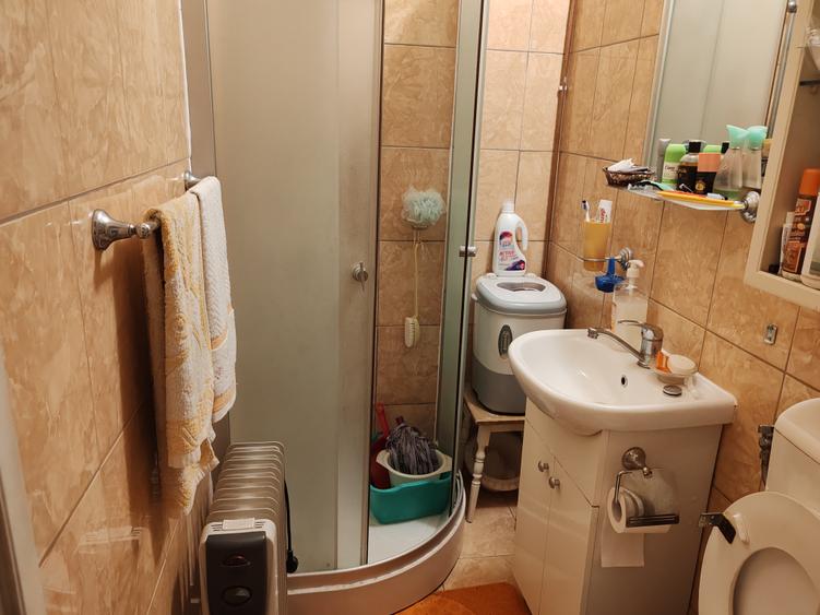 Apartament 2 camere zona Florilor