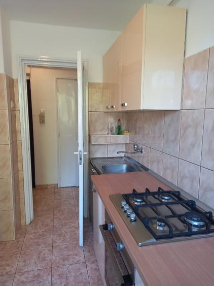 Inchiriez apartament cu 3 camere si garaj in Timisoara zona Tipografilor