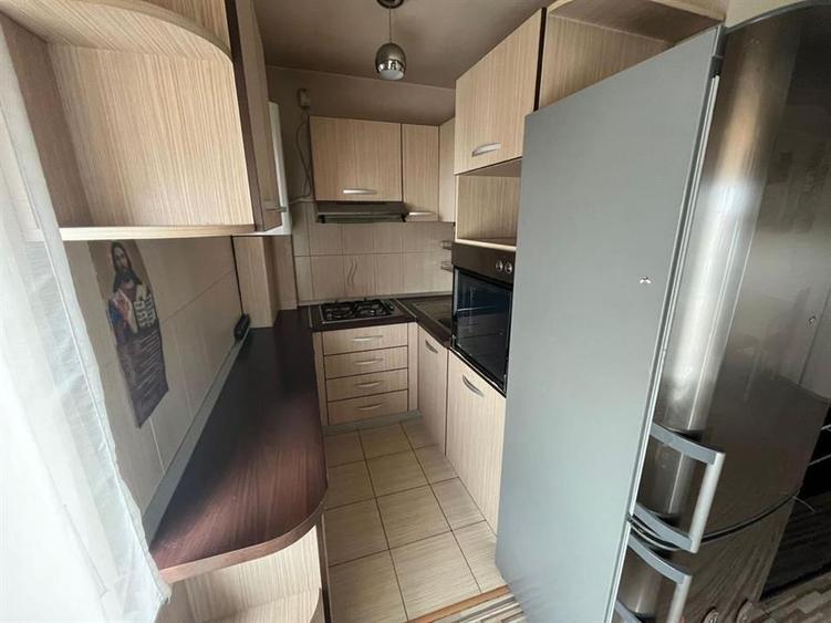 Apartament modern 3 camere balcon zona Bdul Milea