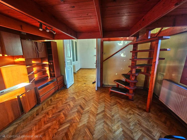 Casă cu arhitectură interbelică, 5 camere, teren 409 mp – Central