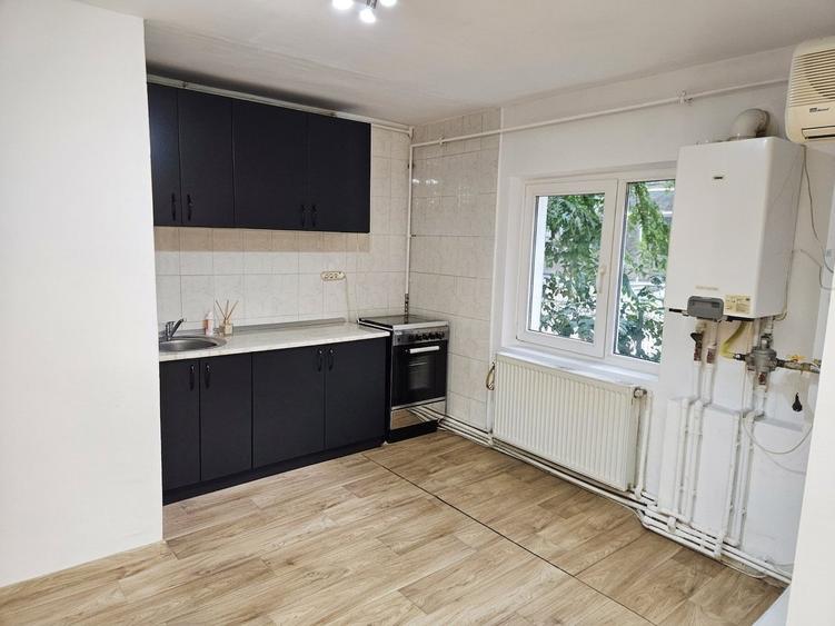 Apartament 2 camere, parter, Mall Vitan