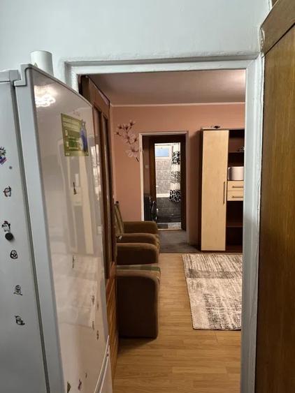 Apartament cu 2 camere, zona Canta