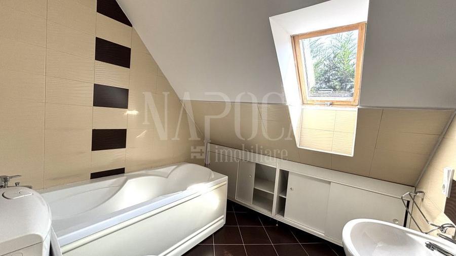 Casa 3 camere de vanzare in Floresti