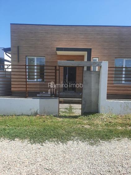 Casa individuala 107 mp/ comuna Berceni/ curte 412 mp - 5