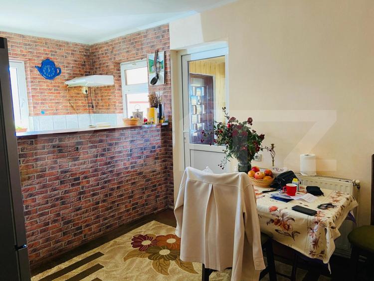 Vila Mitocu Dragomirnei, 286 mp utili, 6 camere, 25 ari teren