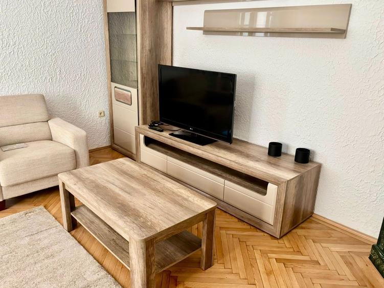 Ap. 2 camere mobilat în vilă P+1, intrare exclusivă !