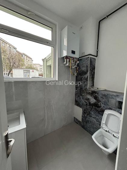 Spatiu Comercial/ Birouri/ Infrumusetare /Malul Rosu /Ploiesti - 9