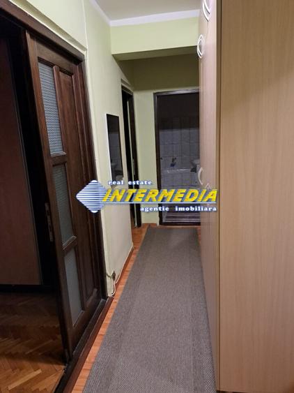Apartament 3 camere decomandat de inchiriat Alba Iulia zona Centru