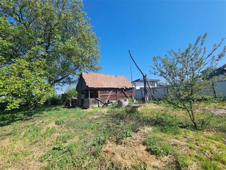Teren intravilan de vanzare 14900 mp, 43m deschidere Mureseni, Mures