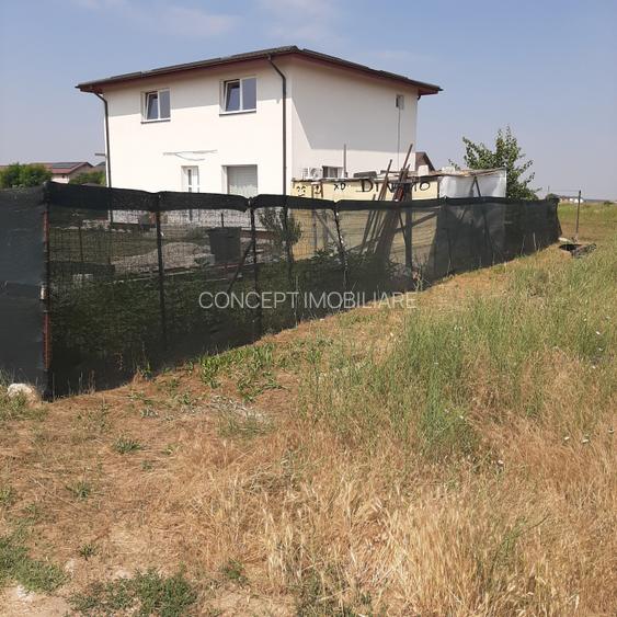 Teren 585 mp, intravilan, in Domnesti catre Teghes, din str. Curtea Domneasca - 2