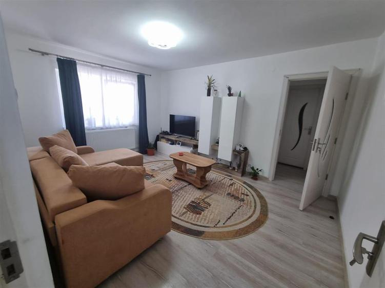 Apartament cu 3 de inchiriat ultracentral Fagaras