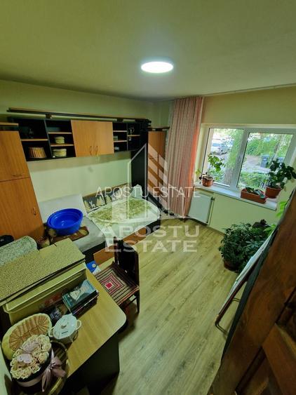 Apartament decomandat cu 2 camere mobilat si utilat,Calea Lipovei - 11