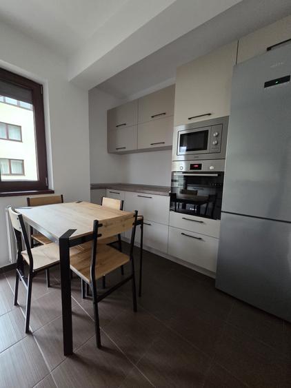 Apartament 2 camere complet utilat și mobilat – zona Tractorul, Brașov