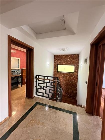 Vila de lux - 4 camere , teren 810mp teren, Sanpetru - Brasov