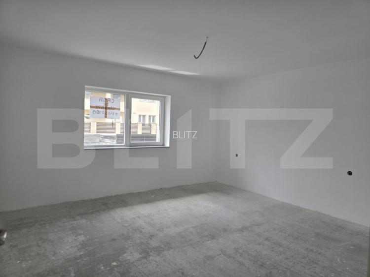 Casa 2 camere, 120 mp -7.8 ari teren . Lazuri - 5