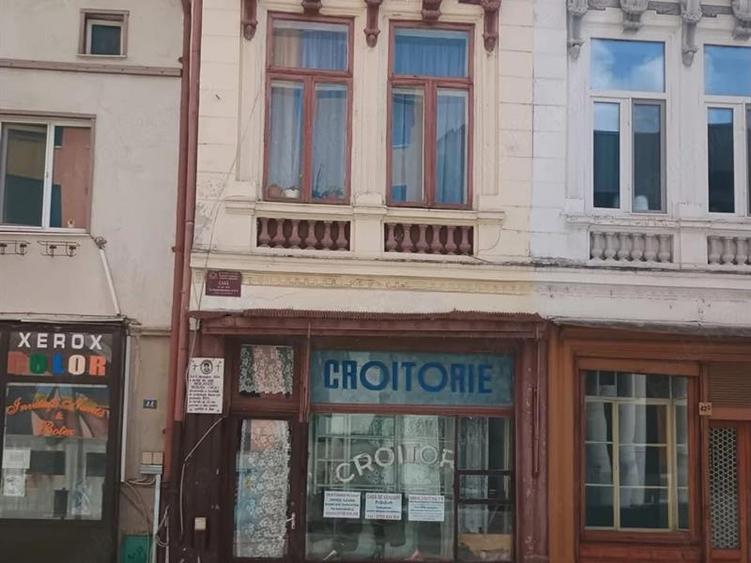 Propietar vand casă centru vechi Craiova