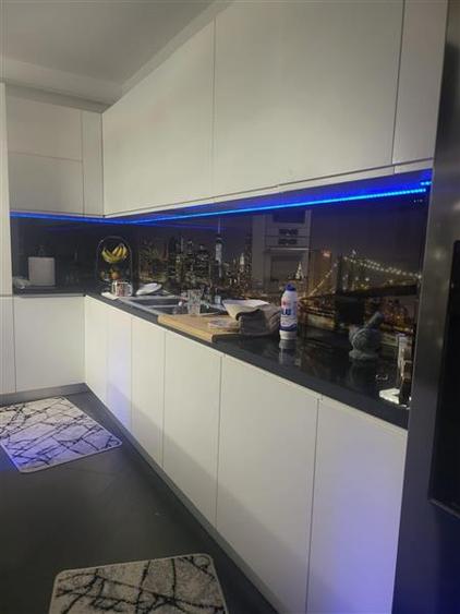 Apartament 3 camere  de vanzare  Lunca Cetatuii,