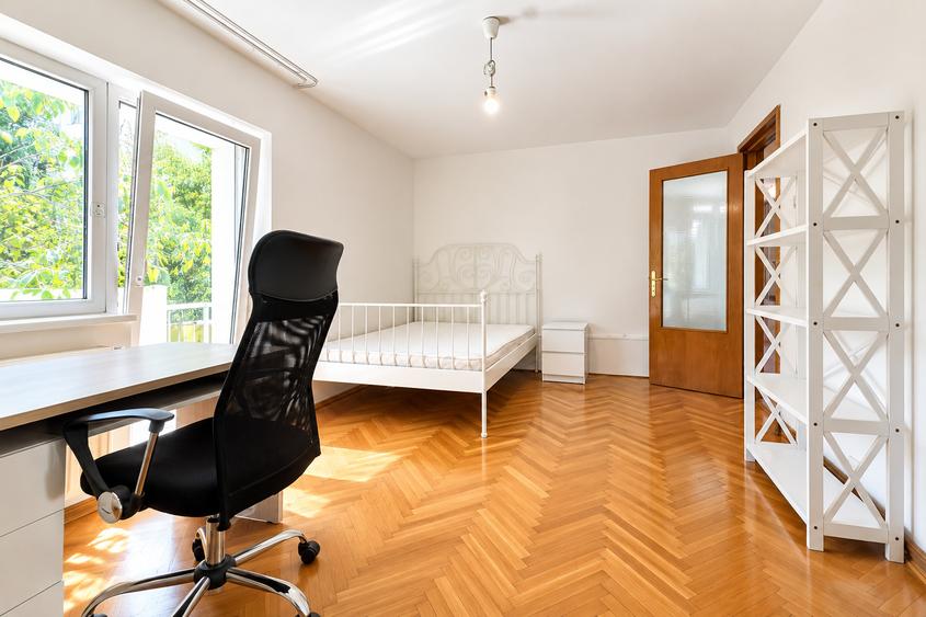 Apartament 4 camere, 100 mp |3 dormitoare| UMF – Grădina Botanică |