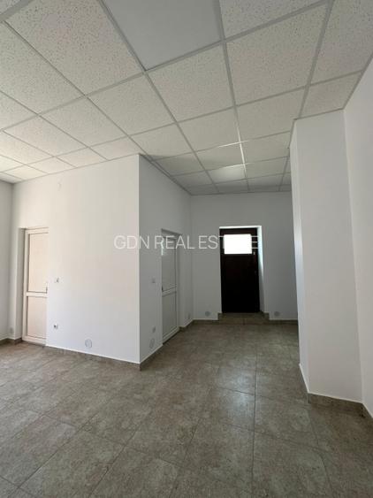 Spatiu comercial de închiriat  Reghin - 6