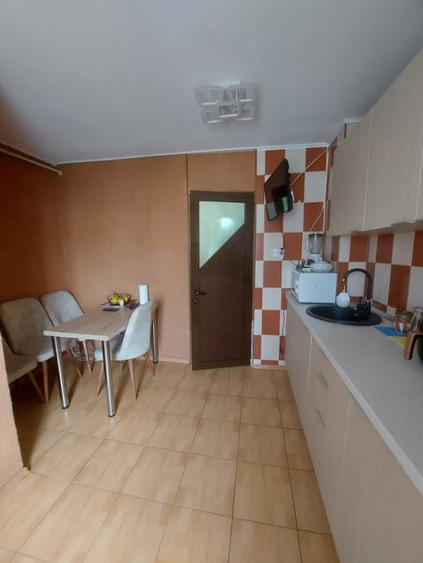 Ap 2 cam, Sup 57 mp, Gavana 3, renovat, utilat si mobilat recent la 85 000 euro