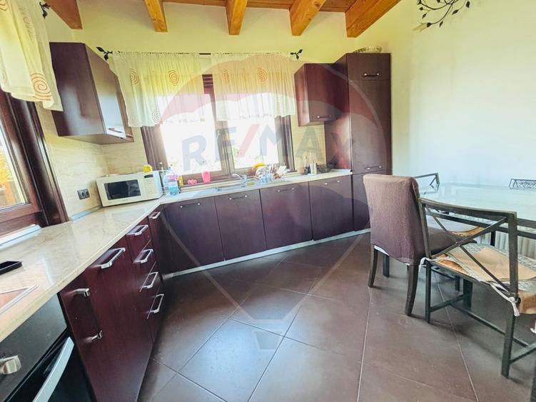 Casa de vacanta de închiriat Cornetu -Mihailesti