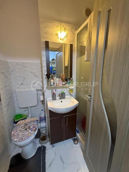 Etaj 2! Apartament 3 camere 45mp fara risc cu centrala, TATARASI