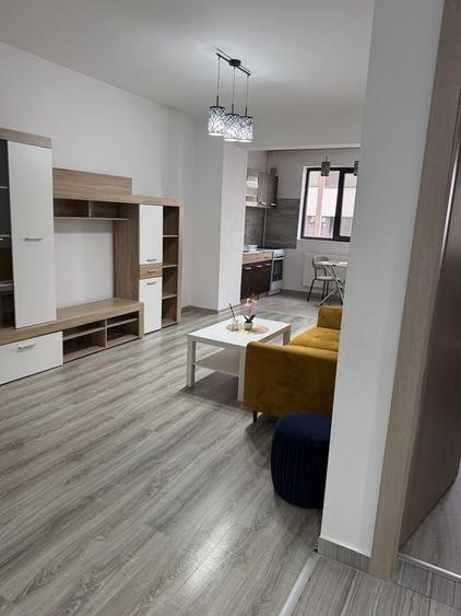 Inchiriez apt. 2 cam. Dream Residence, Rahova, Sos. Salaj, loc parcare inclus.