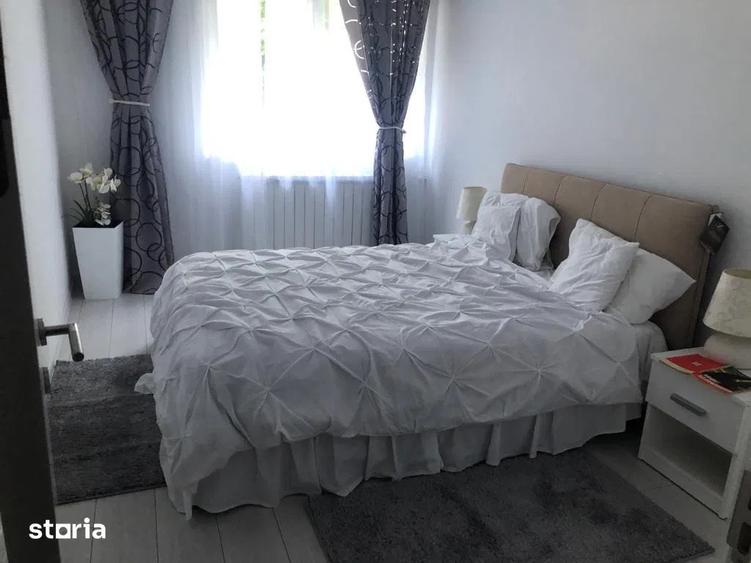 Titan 2 camere cu balcon si parcare