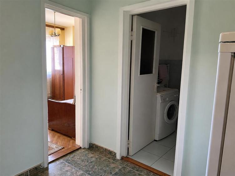 Apartament 2 camere decomandat balcon Calea Dumbravii