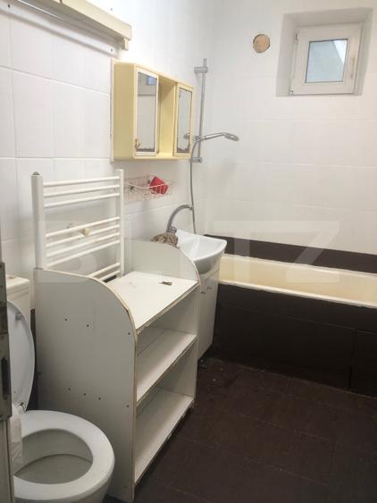 Apartament de vanzare , 50 mp , cu balcon , zona Solidaritatii