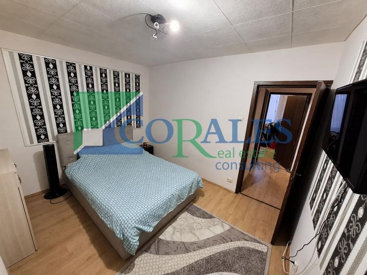 Zona Mircea cel Batran. Etaj intermediar.