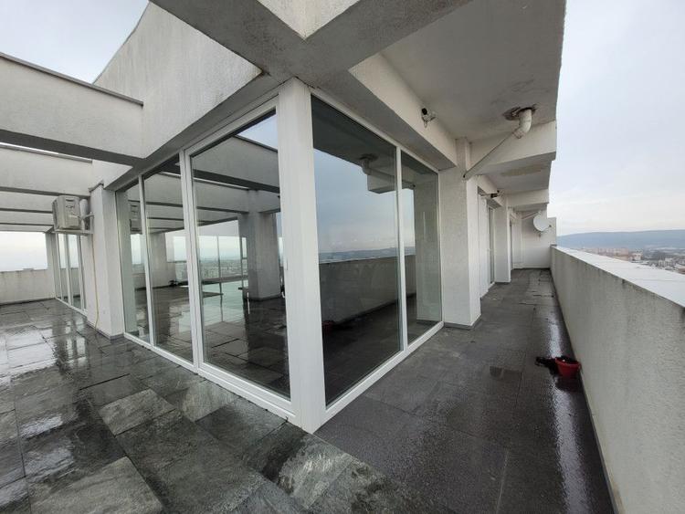 Penthouses de inchiriat, 200 mp. utili + 60mp. terasa - Mihai Viteazu
