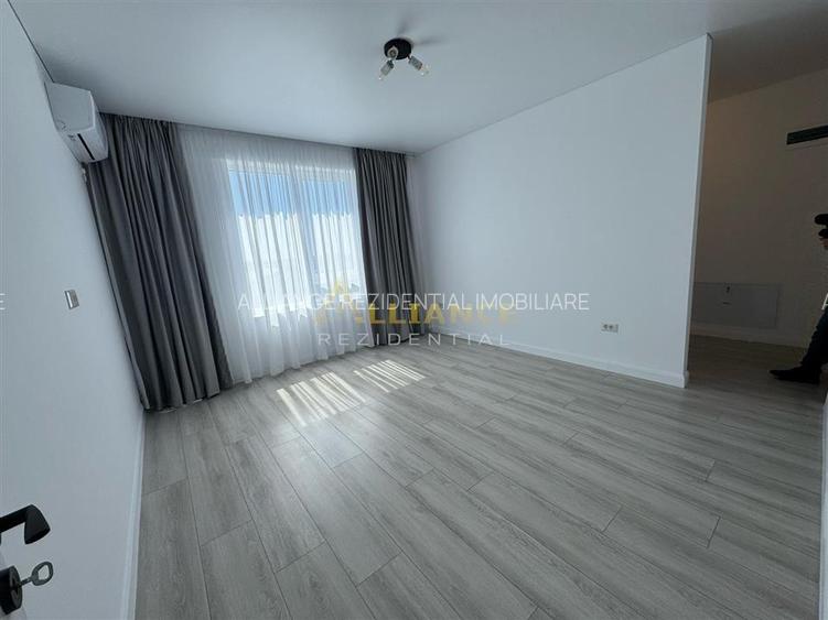 10 Minute Metrou Aparatorii Patriei - Penthouse + Parcare - Gata de Mutat - 4