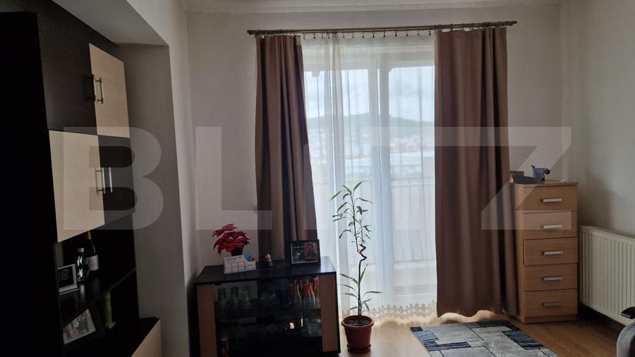 Apartament cu 4 camere, 66mp, 2 balcoane spatioase, panorama, zona Florilor