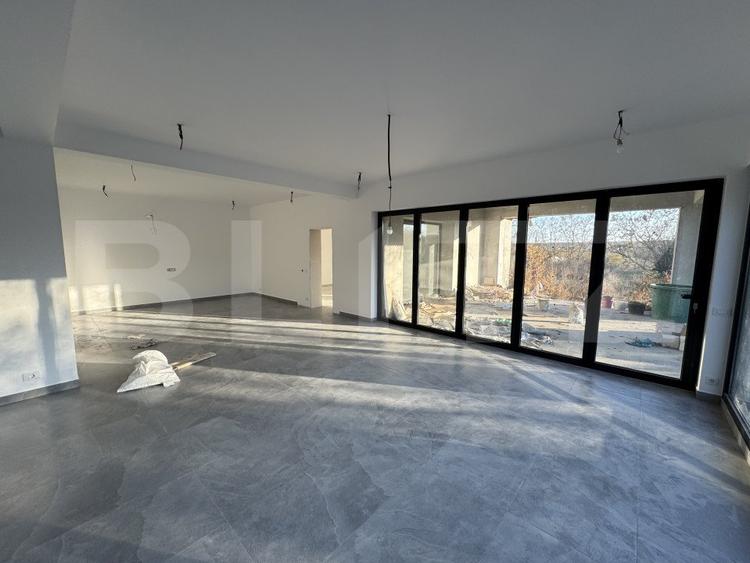 Casa plan parter 250mp utili, 1024mp teren, Pielesti