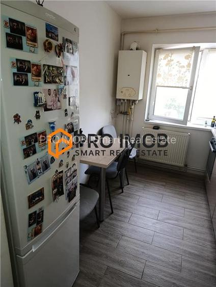 Apartament 2 camere cf 2 semidecomandat zona Obor - 8