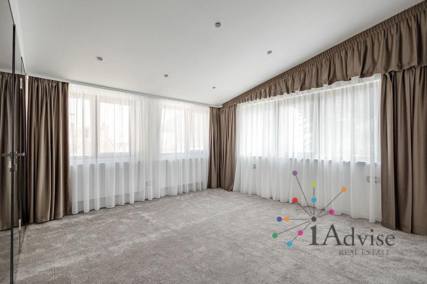 CORP DE CASA TIP BOUTIQUE CU TERASA PANORAMICA IN CENTRUL ISTORIC AL BRASOVULUI