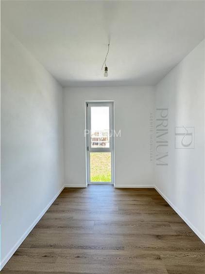 GIROC - 4 CAM - 2 BAI - 108 MP UTILI - LUX - 2 PARCARI INCLUSE - DISPONIBIL IMED - 9