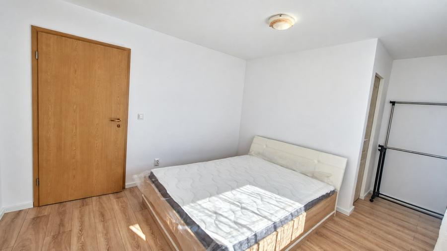 Apartament 3 camere de închiriat, balcon și parcare în curte | Aviației, Sibiu