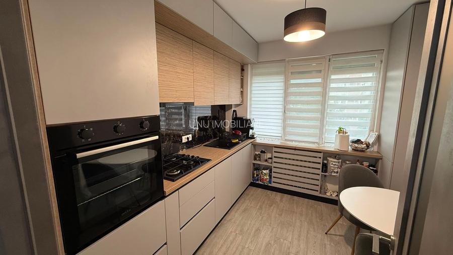 Alexandru - Minerva -  3 camere decomandat - etaj intermediar - renovat - modern - 2