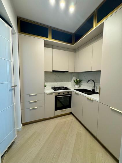 Studio dublu Cortina North + loc parcare gratuit