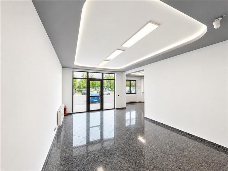 Spatiu comercial premium Coresi, 70 mp, vitrine stradale, 3 parcari subterane