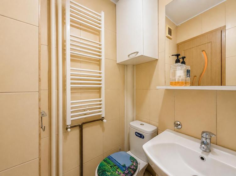 2 camere transformat in 3 | Centrală proprie | Metrou Lujerului