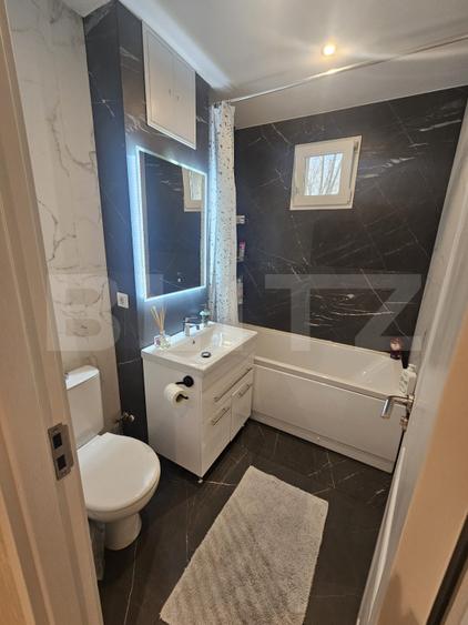 Apartament 3 camere, 72 mp, zona Tatarasi
